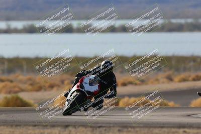 media/Dec-18-2022-SoCal Trackdays (Sun) [[8099a50955]]/Turn 14 (940am)/